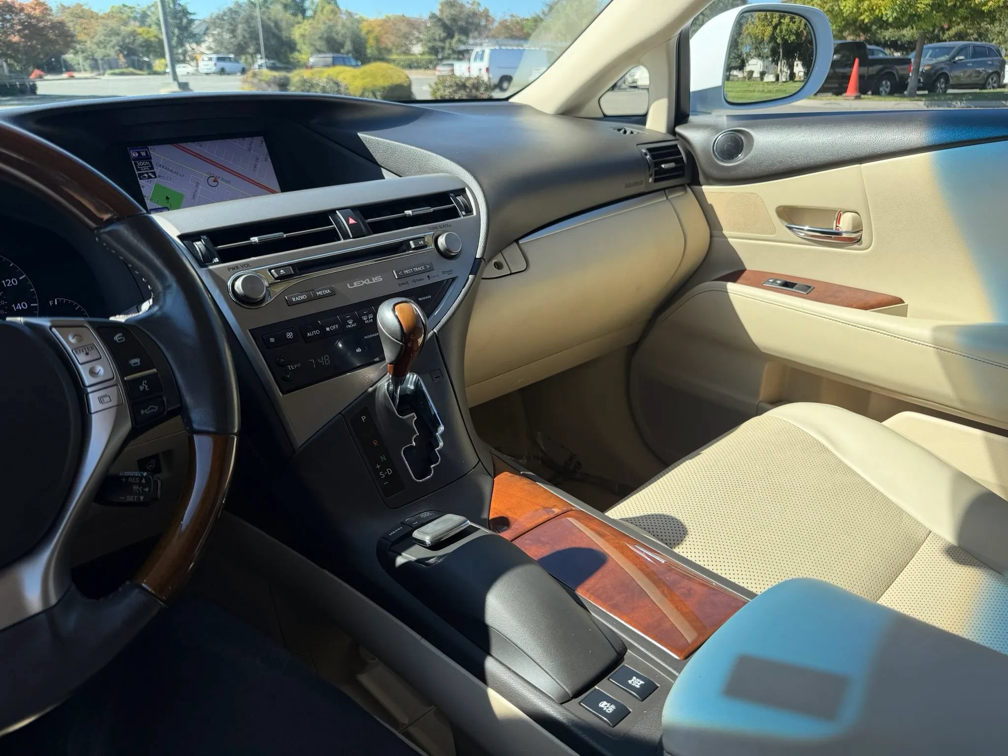 Used 2015 Lexus RX 350 AWD w/ Luxury Package image 11