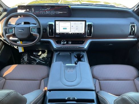 New 2025 Ford Expedition Max King Ranch image 39