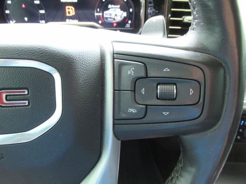 Used 2022 GMC Sierra 1500 SLT AWD/4WD image 23