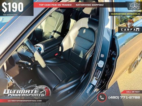 Used 2015 Mercedes-Benz C 300 Sedan image 11