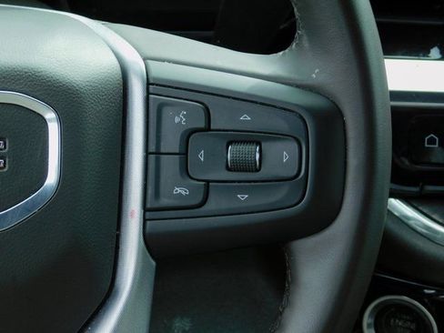 Used 2025 GMC Sierra 1500 SLT image 17