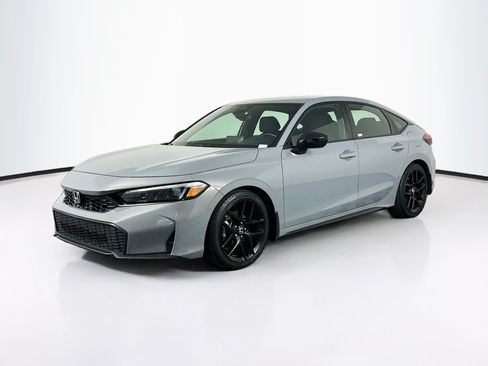 Used 2025 Honda Civic Sport image 3