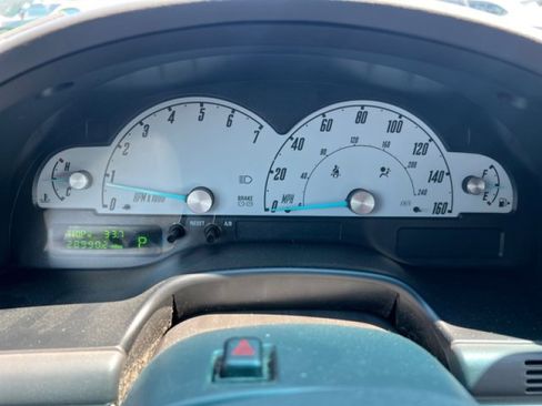 Used 2002 Ford Thunderbird image 20