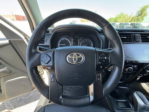 Used 2021 Toyota 4Runner TRD Off-Road Premium w/ Moonroof Package AWD/4WD image 28
