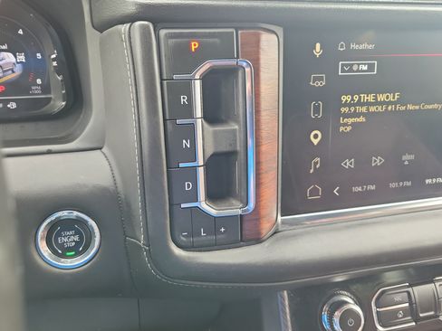 Used 2023 GMC Yukon XL Denali Ultimate AWD/4WD image 25