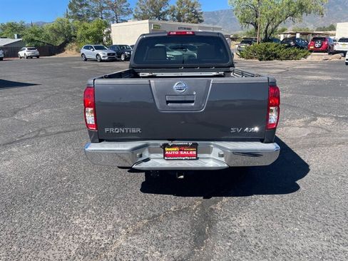 Used 2011 Nissan Frontier SV w/ SV Premium Utility Pkg AWD/4WD image 4