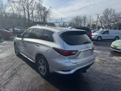 Used 2017 INFINITI QX60 AWD w/ Premium Plus Package image 10