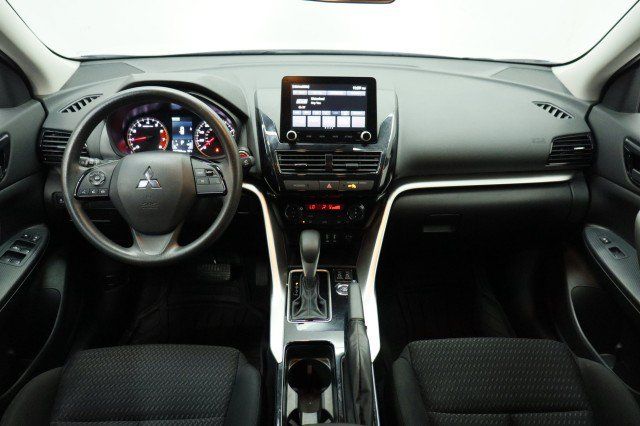 Used 2024 Mitsubishi Eclipse Cross LE AWD/4WD image 23