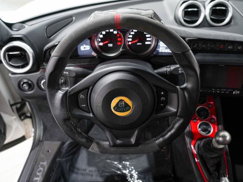 Used 2020 Lotus Evora RWD image 10