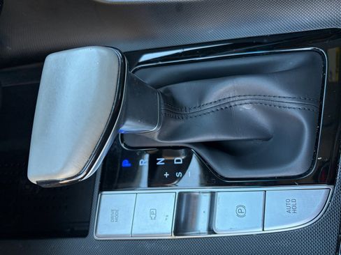 Used 2023 Hyundai Elantra SEL w/ Convenience Package image 27