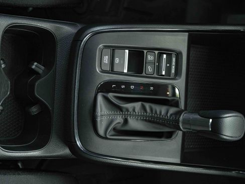 Used 2024 Honda CR-V EX image 27