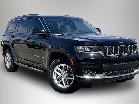 Used 2022 Jeep Grand Cherokee L Laredo w/ Luxury Tech Group I AWD/4WD image 1