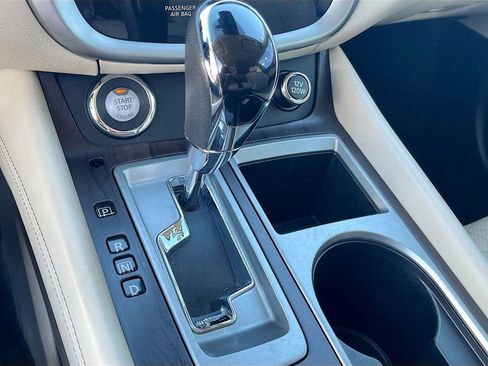 Used 2022 Nissan Murano Platinum w/ Cargo Package image 17