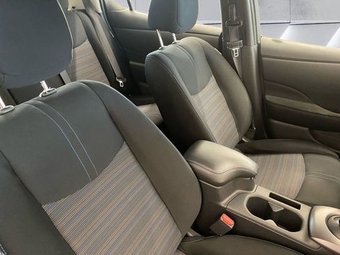 Used 2023 Nissan Leaf S image 14