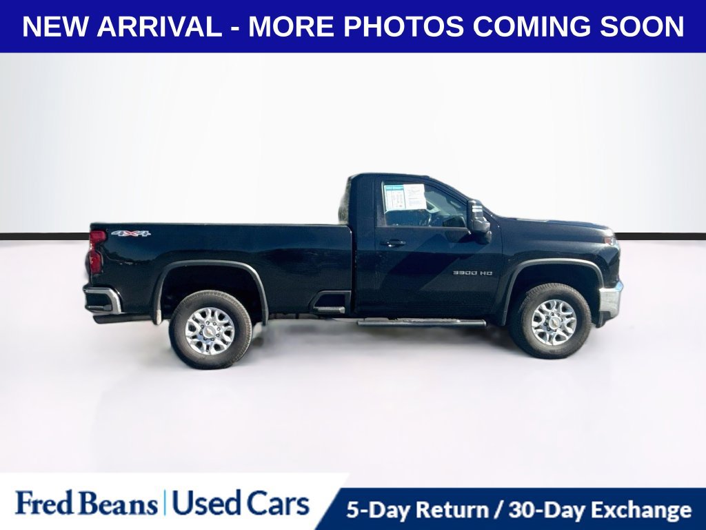 Used 2022 Chevrolet Silverado 3500 LT w/ Convenience Package AWD/4WD image 8