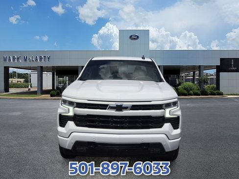 Used 2024 Chevrolet Silverado 1500 RST AWD/4WD image 8