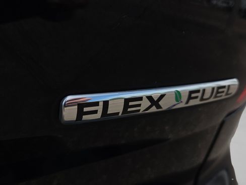 Used 2014 Ford Explorer XLT w/ Equipment Group 202A image 19