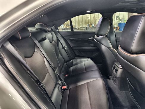 Used 2021 Cadillac CT4 V w/ Technology Package image 31