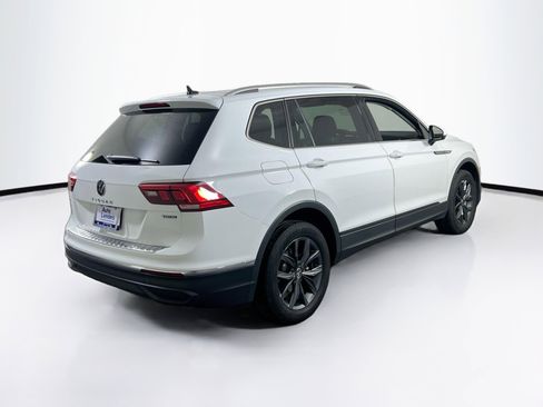Used 2022 Volkswagen Tiguan SE AWD/4WD image 5