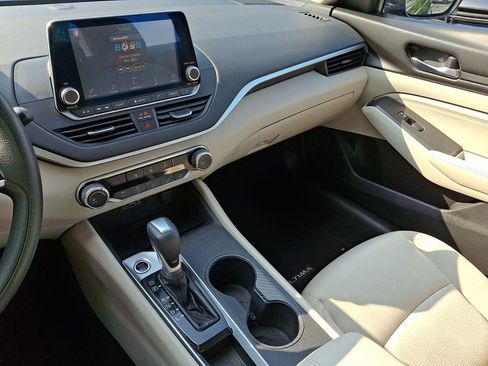 Used 2019 Nissan Altima 2.5 S FWD image 25