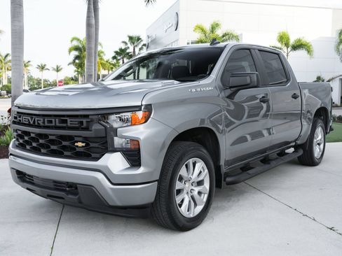 Used 2025 Chevrolet Silverado 1500 Custom AWD/4WD image 7