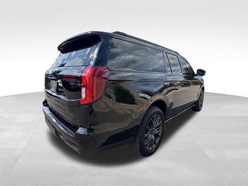 Used 2025 Ford Expedition Max Platinum w/ Stealth Performance Package AWD/4WD image 8