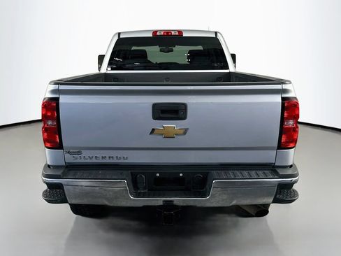 Used 2019 Chevrolet Silverado 2500 W/T AWD/4WD image 6