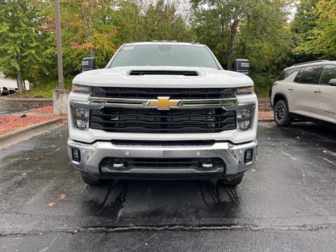 New 2026 Chevrolet Silverado 3500 LT w/ Safety Package image 6