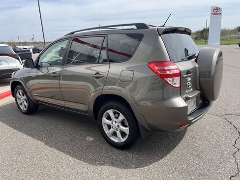 Used 2012 Toyota RAV4 Limited w/ Navigation Value Pkg AWD/4WD image 10