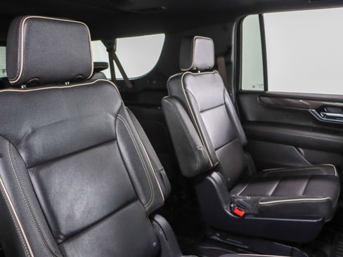 Used 2025 GMC Yukon XL Elevation w/ Elevation Premium Package image 34