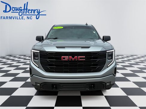 Used 2023 GMC Sierra 1500 Elevation w/ X31 Off-Road Package image 8