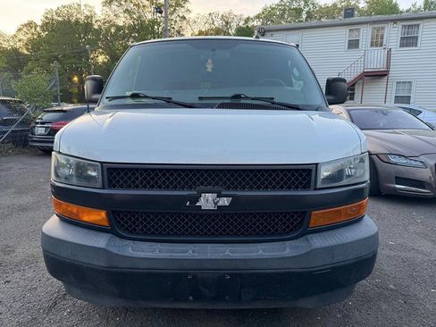 Used 2019 Chevrolet Express 2500 w/ Driver Convenience Package RWD image 1