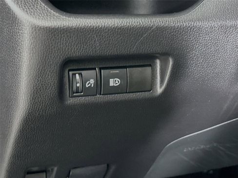 Certified 2025 Toyota RAV4 XLE AWD/4WD image 14