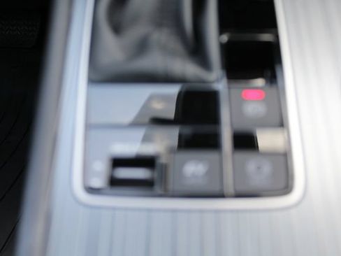 Certified 2026 Toyota Sienna XLE FWD image 42