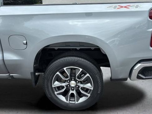 Used 2023 Chevrolet Silverado 1500 LT AWD/4WD image 33