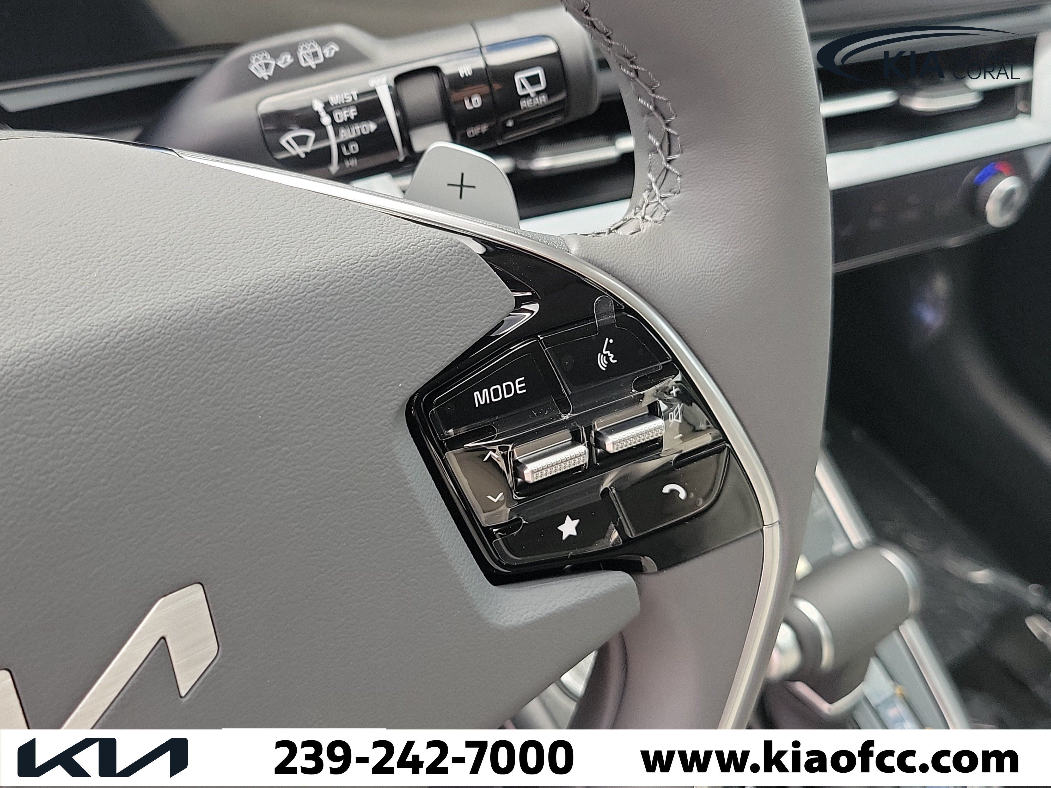 New 2026 Kia Niro EX FWD image 27
