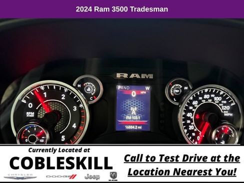 Used 2024 RAM 3500 Tradesman w/ Chrome Appearance Group AWD/4WD image 18