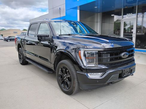 Used 2023 Ford F150 Lariat w/ Equipment Group 502A High AWD/4WD image 3