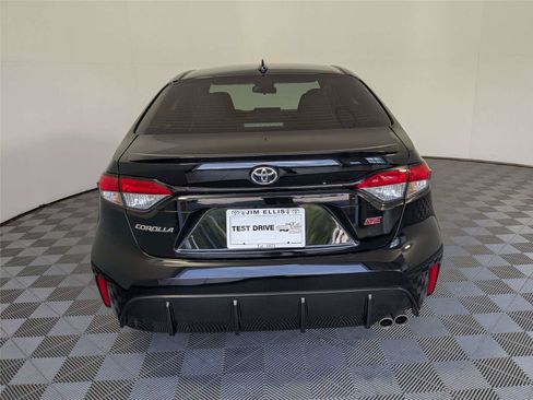Certified 2024 Toyota Corolla SE FWD image 6