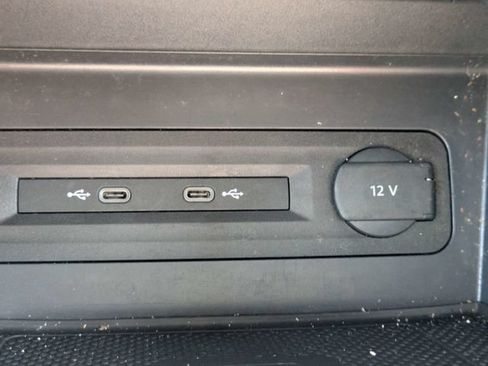 Used 2023 Volkswagen Atlas SEL AWD/4WD image 25