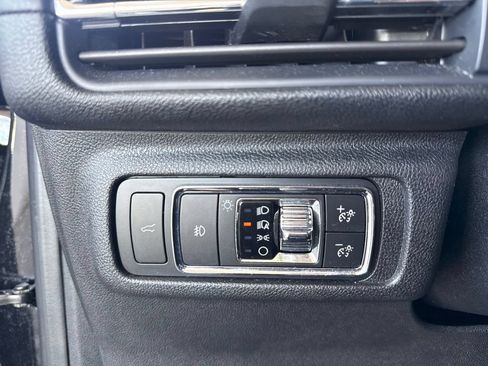 Used 2020 Lincoln Corsair Reserve w/ Equipment Group 201A AWD/4WD image 15