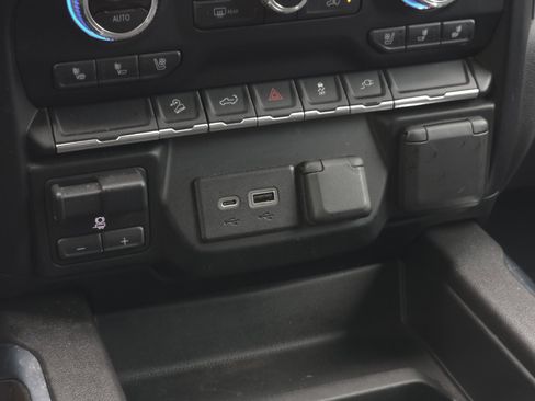 Used 2022 GMC Sierra 1500 SLT w/ SLT Premium Package image 15