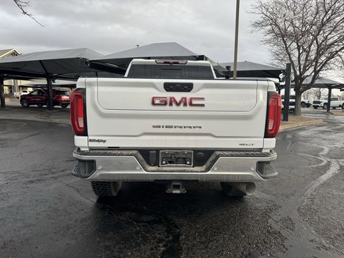 Used 2021 GMC Sierra 2500 SLT w/ SLT Premium Package image 4