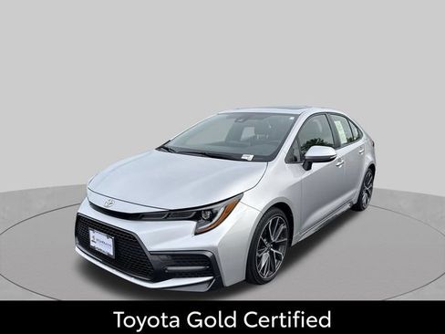 Certified 2022 Toyota Corolla XSE FWD image 1