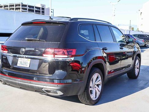 Used 2021 Volkswagen Atlas SE image 4