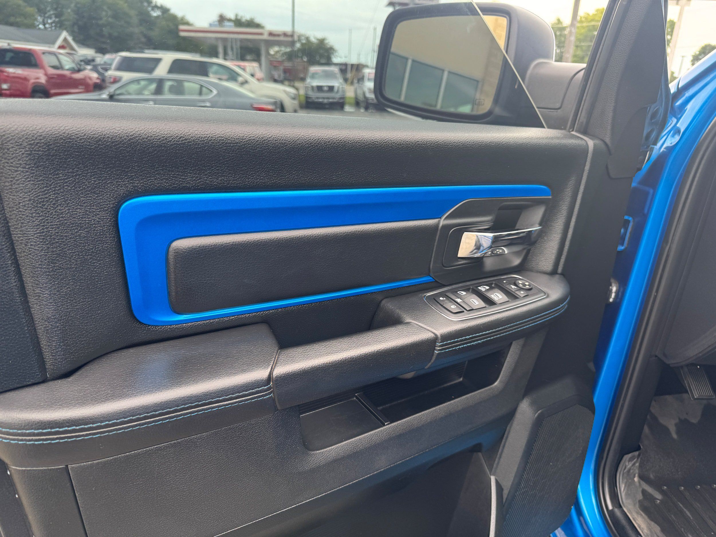 Used 2018 RAM 1500 Sport w/ Hydro Blue Sport Package AWD/4WD image 7