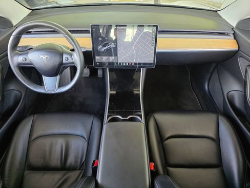 Used 2018 Tesla Model 3 Mid Range RWD image 13