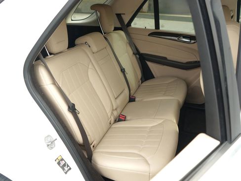 Used 2019 Mercedes-Benz GLE 400 4MATIC image 37