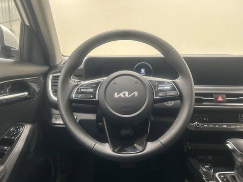 New 2026 Kia Seltos EX image 13