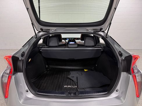Used 2017 Toyota Prius Four w/ Premium Convenience Package image 63